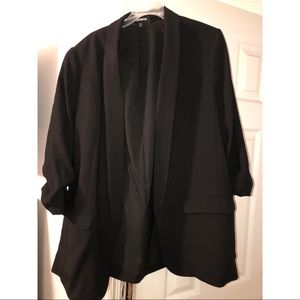 Boyfriend Blazer w/ruched sleeves
